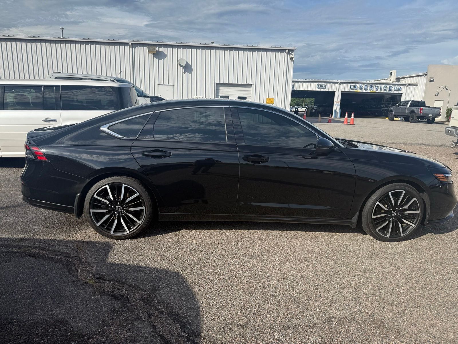 2025 Honda Accord Hybrid Touring