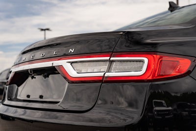 2018 Lincoln Continental Premiere