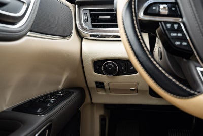 2018 Lincoln Continental Premiere