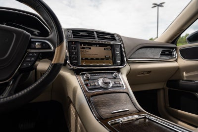 2018 Lincoln Continental Premiere