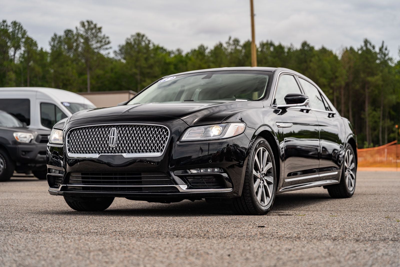 2018 Lincoln Continental Premiere