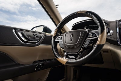 2018 Lincoln Continental Premiere