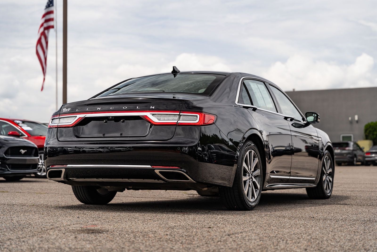 2018 Lincoln Continental Premiere