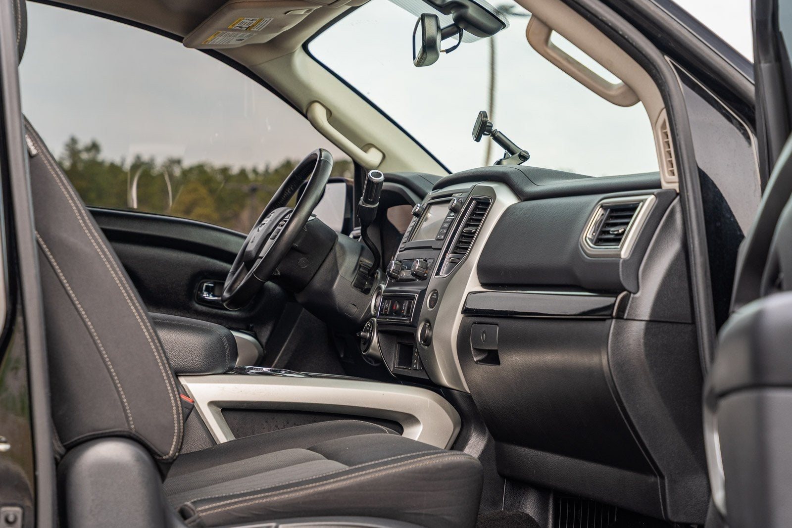 2018 Nissan Titan SV