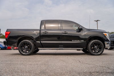 2018 Nissan Titan SV