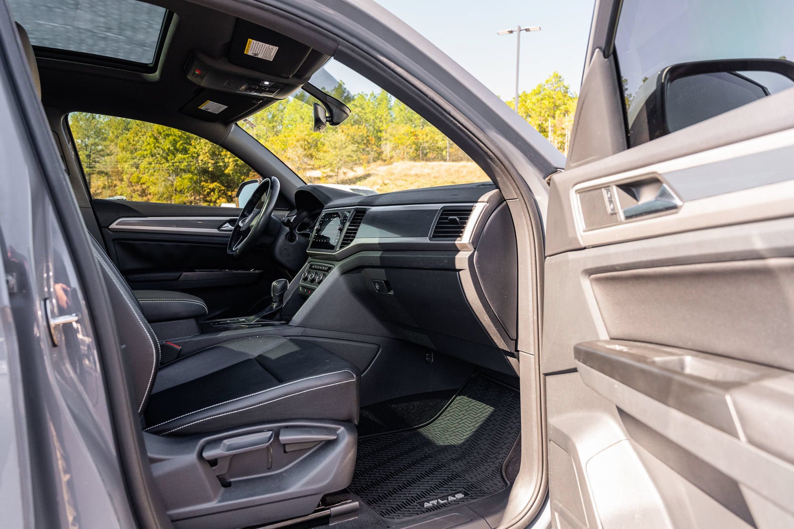 2020 Volkswagen Atlas Cross Sport 3.6L V6 SE w/Technology R-Line 4Motion