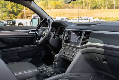 2020 Volkswagen Atlas Cross Sport 3.6L V6 SE w/Technology R-Line 4Motion