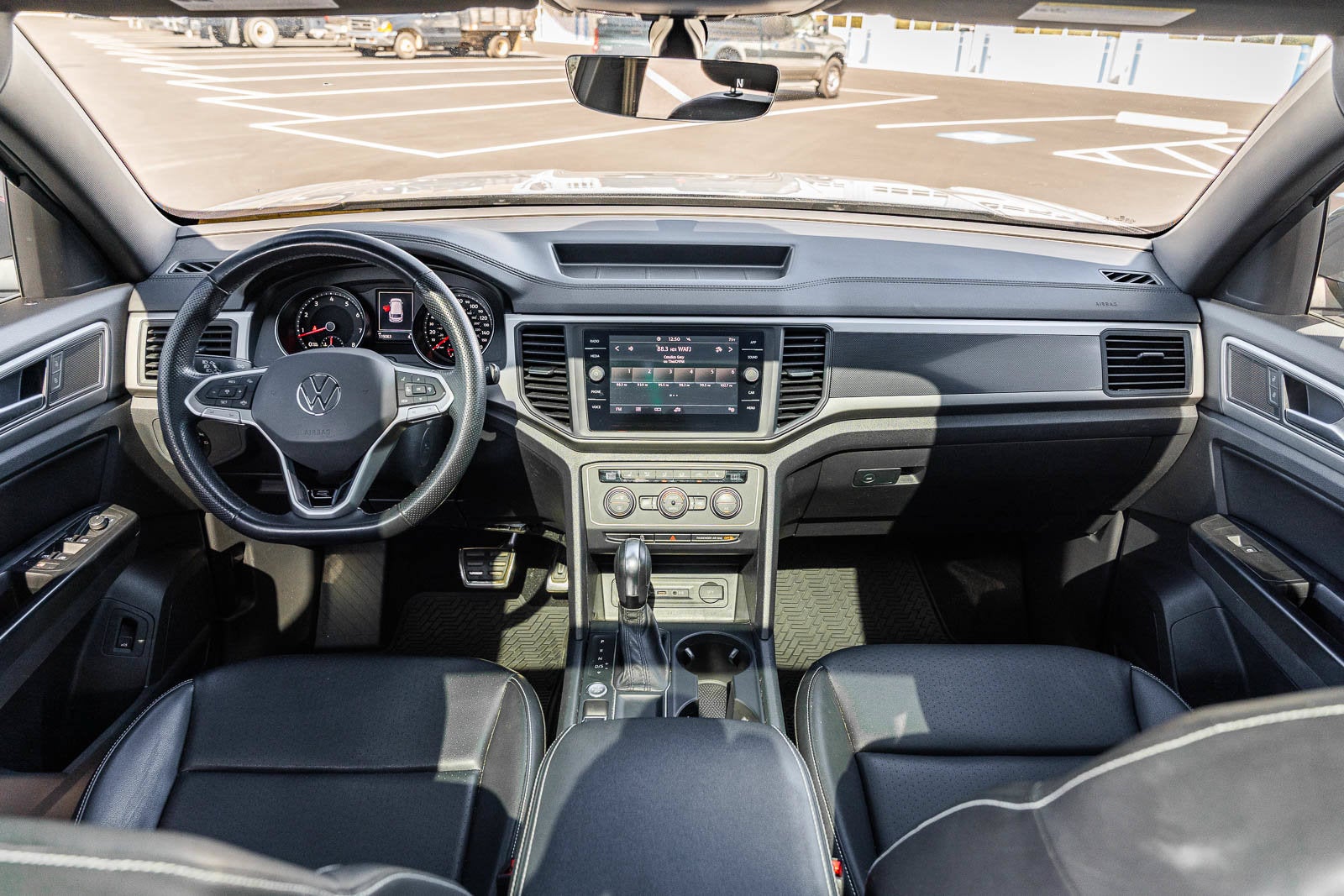 2020 Volkswagen Atlas Cross Sport 3.6L V6 SE w/Technology R-Line 4Motion