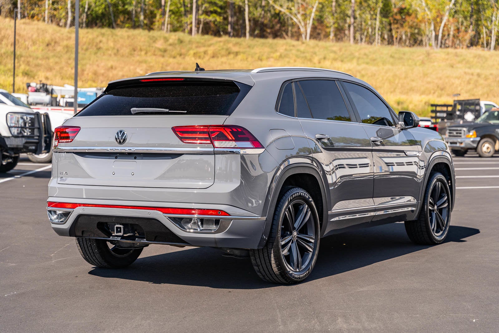 2020 Volkswagen Atlas Cross Sport 3.6L V6 SE w/Technology R-Line 4Motion
