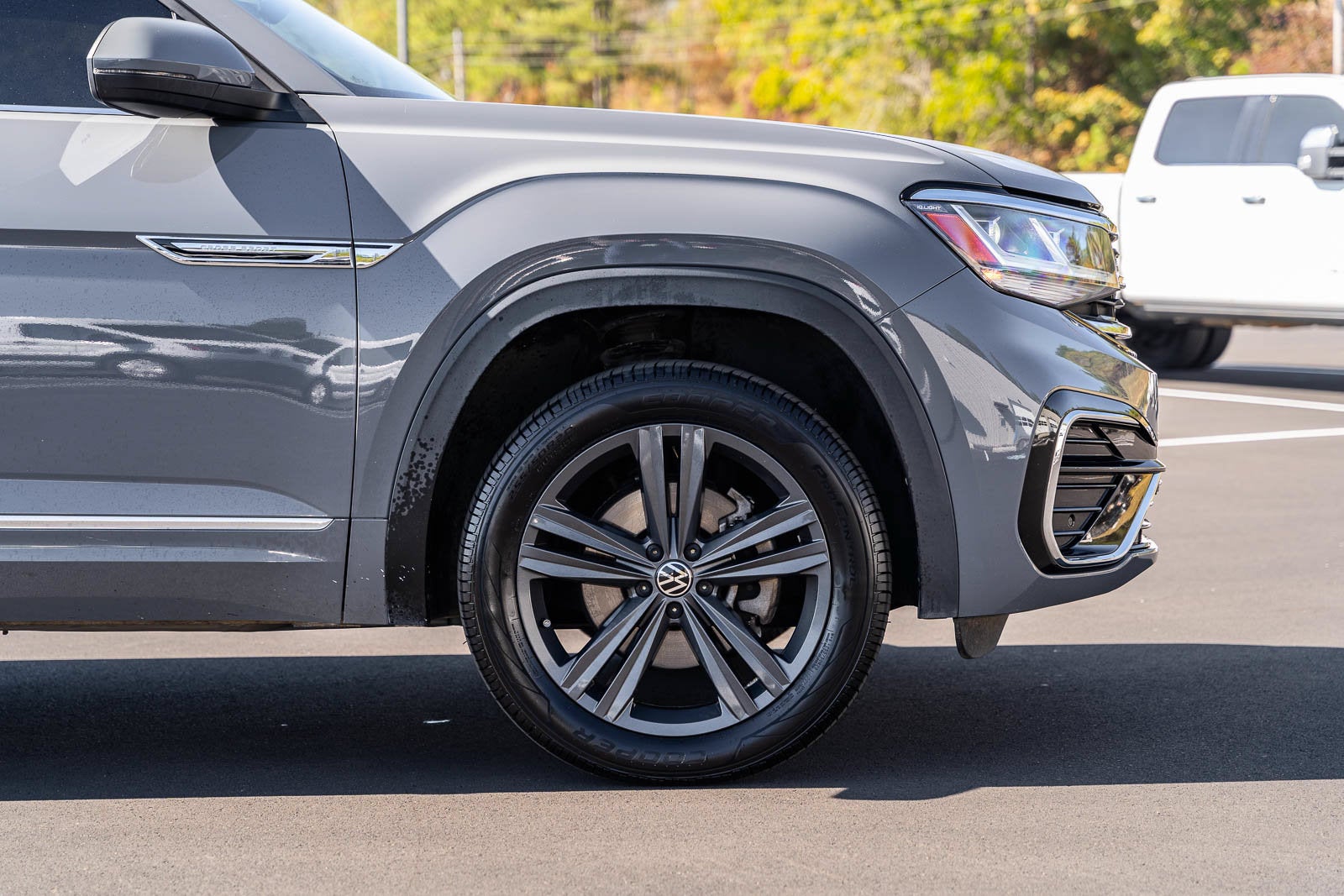 2020 Volkswagen Atlas Cross Sport 3.6L V6 SE w/Technology R-Line 4Motion