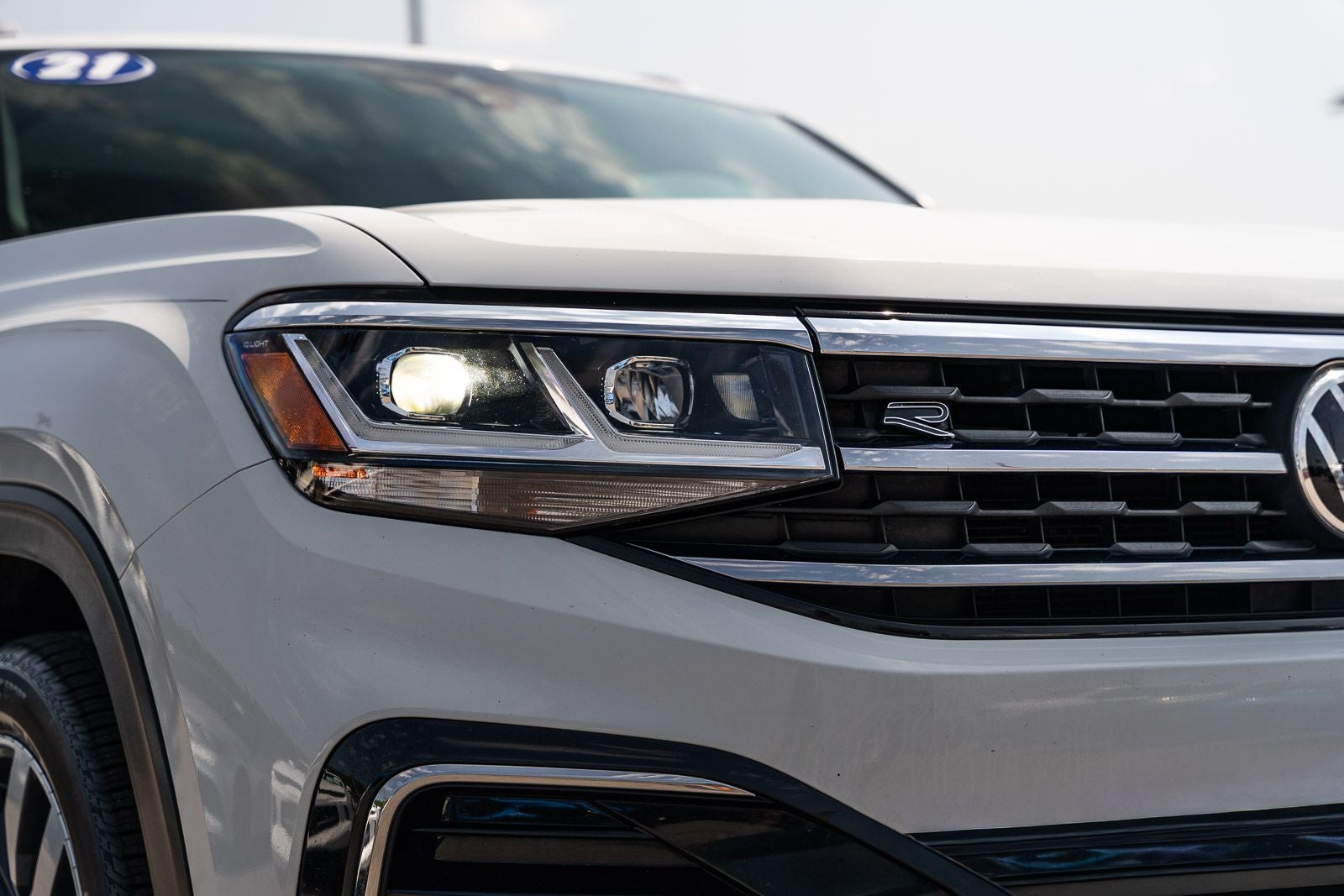 2021 Volkswagen Atlas Cross Sport 3.6L V6 SEL R-Line
