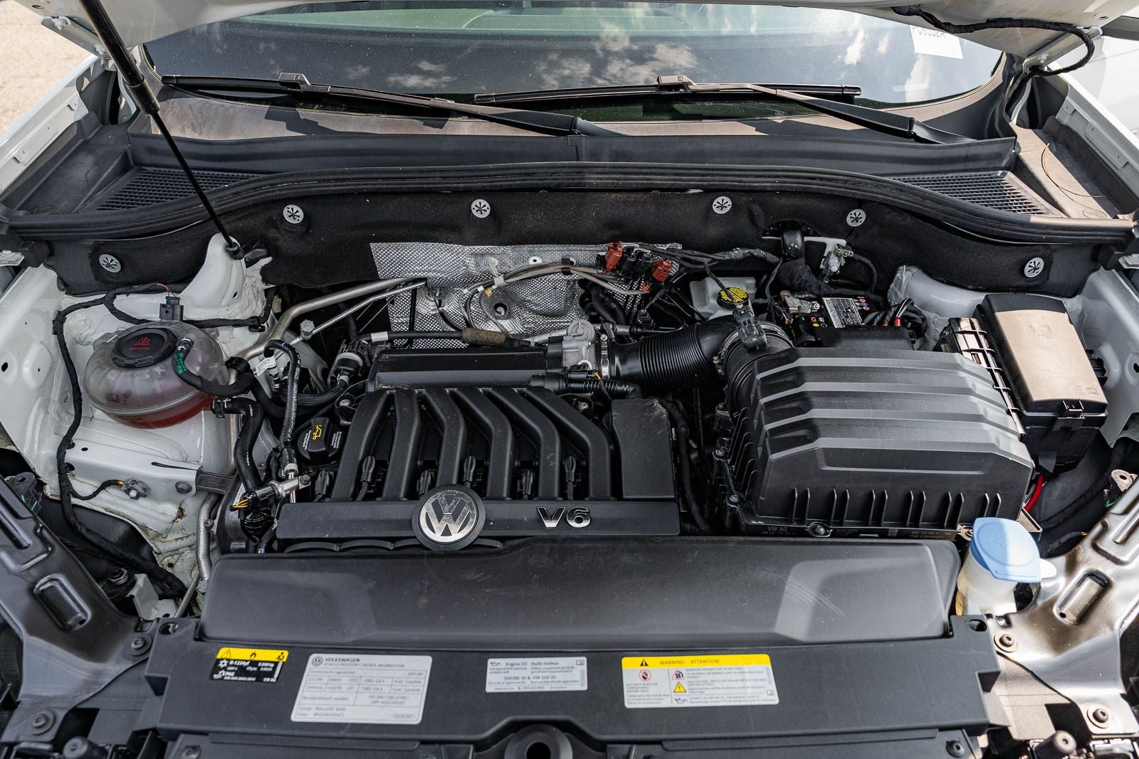 2021 Volkswagen Atlas Cross Sport 3.6L V6 SEL R-Line