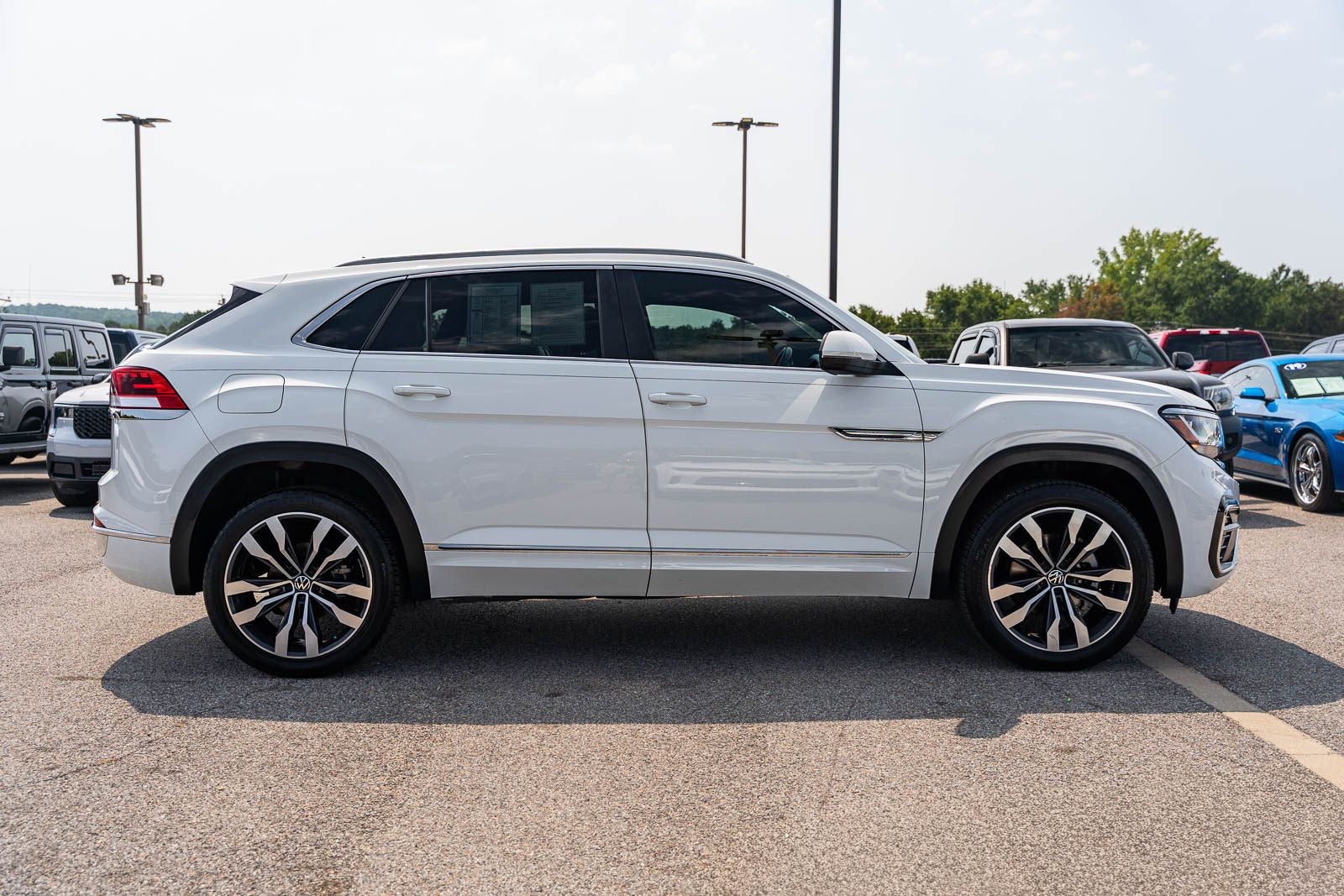 2021 Volkswagen Atlas Cross Sport 3.6L V6 SEL R-Line
