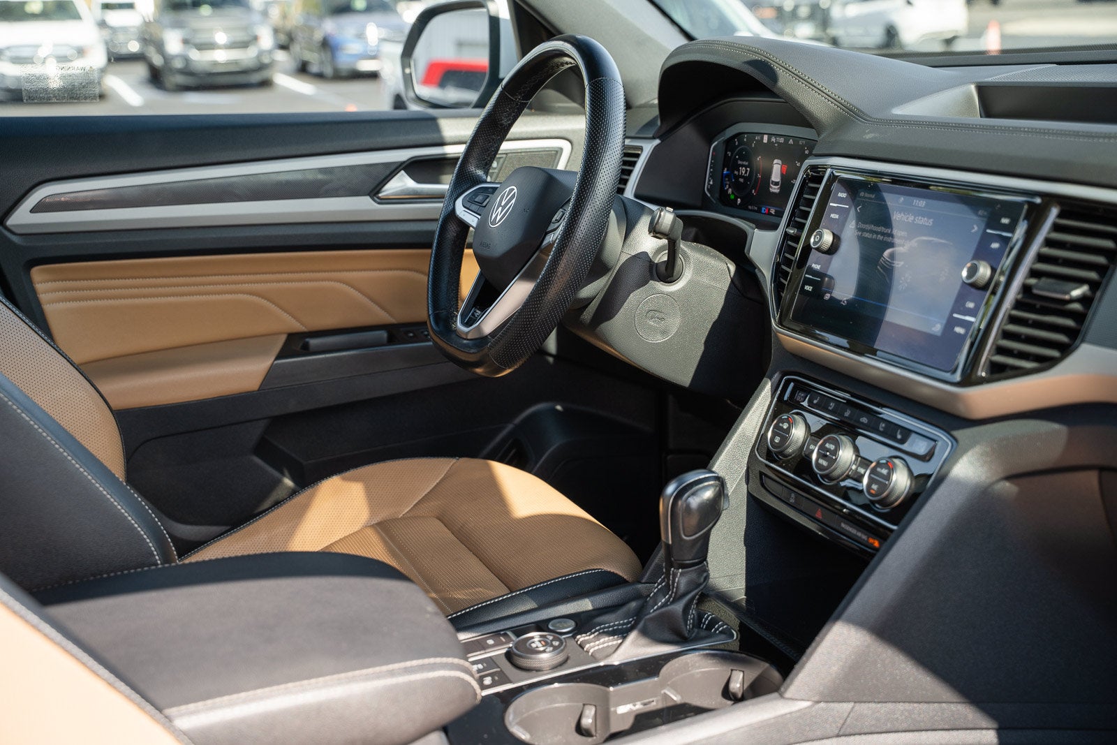 2022 Volkswagen Atlas Cross Sport 3.6L V6 SEL Premium R-Line