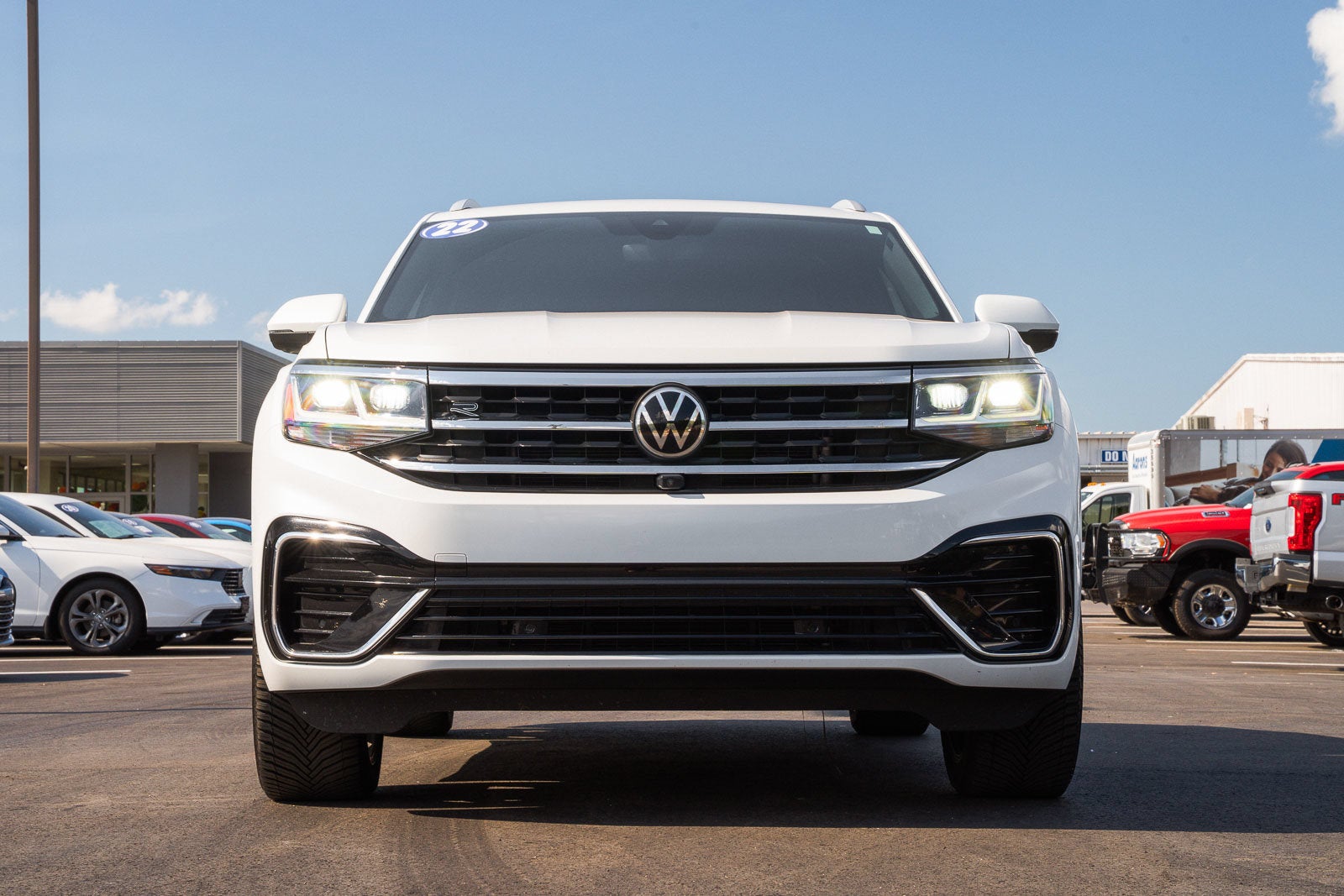 2022 Volkswagen Atlas Cross Sport 3.6L V6 SEL Premium R-Line