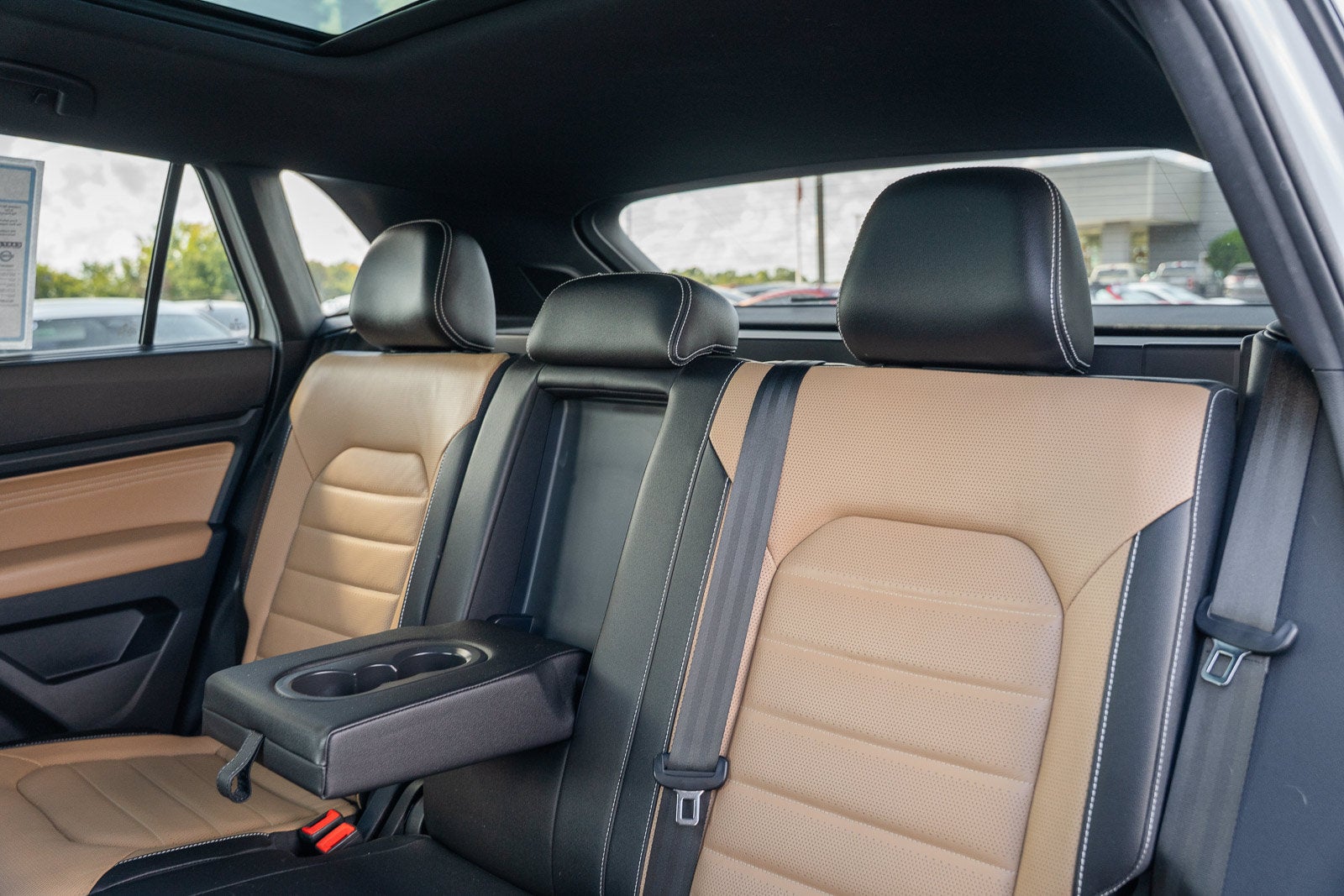 2022 Volkswagen Atlas Cross Sport 3.6L V6 SEL Premium R-Line