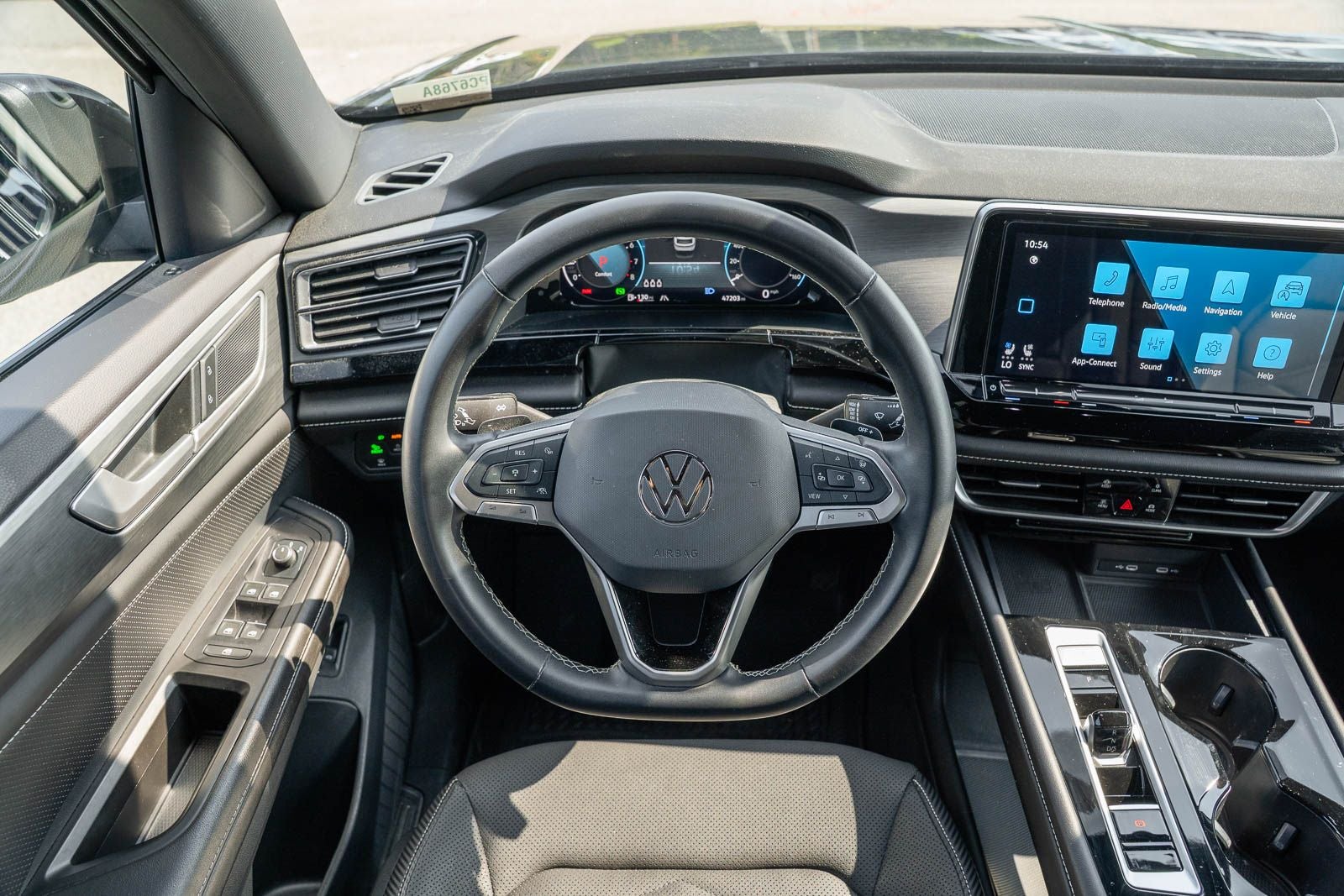 2024 Volkswagen Atlas Cross Sport 2.0T SE w/Technology