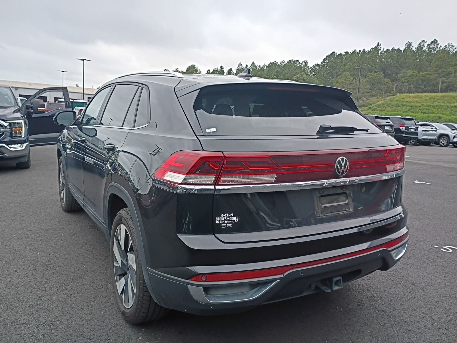 2024 Volkswagen Atlas Cross Sport 2.0T SE w/Technology