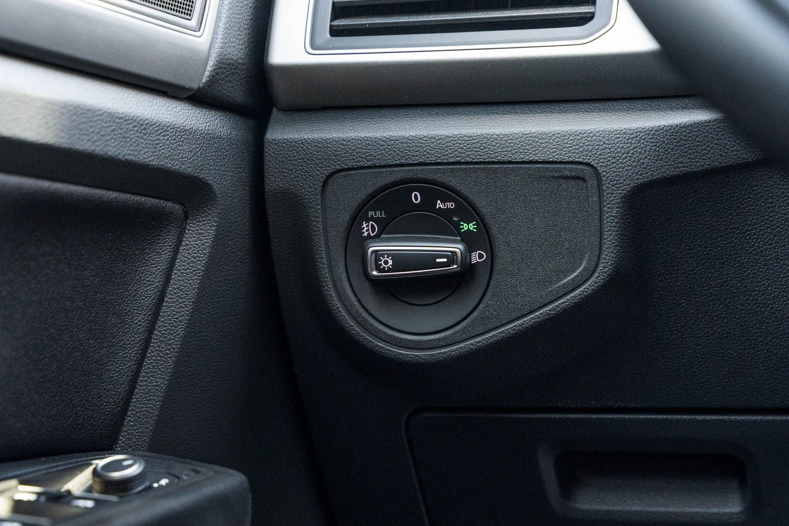 2019 Volkswagen Atlas 3.6L V6 SE R-Line