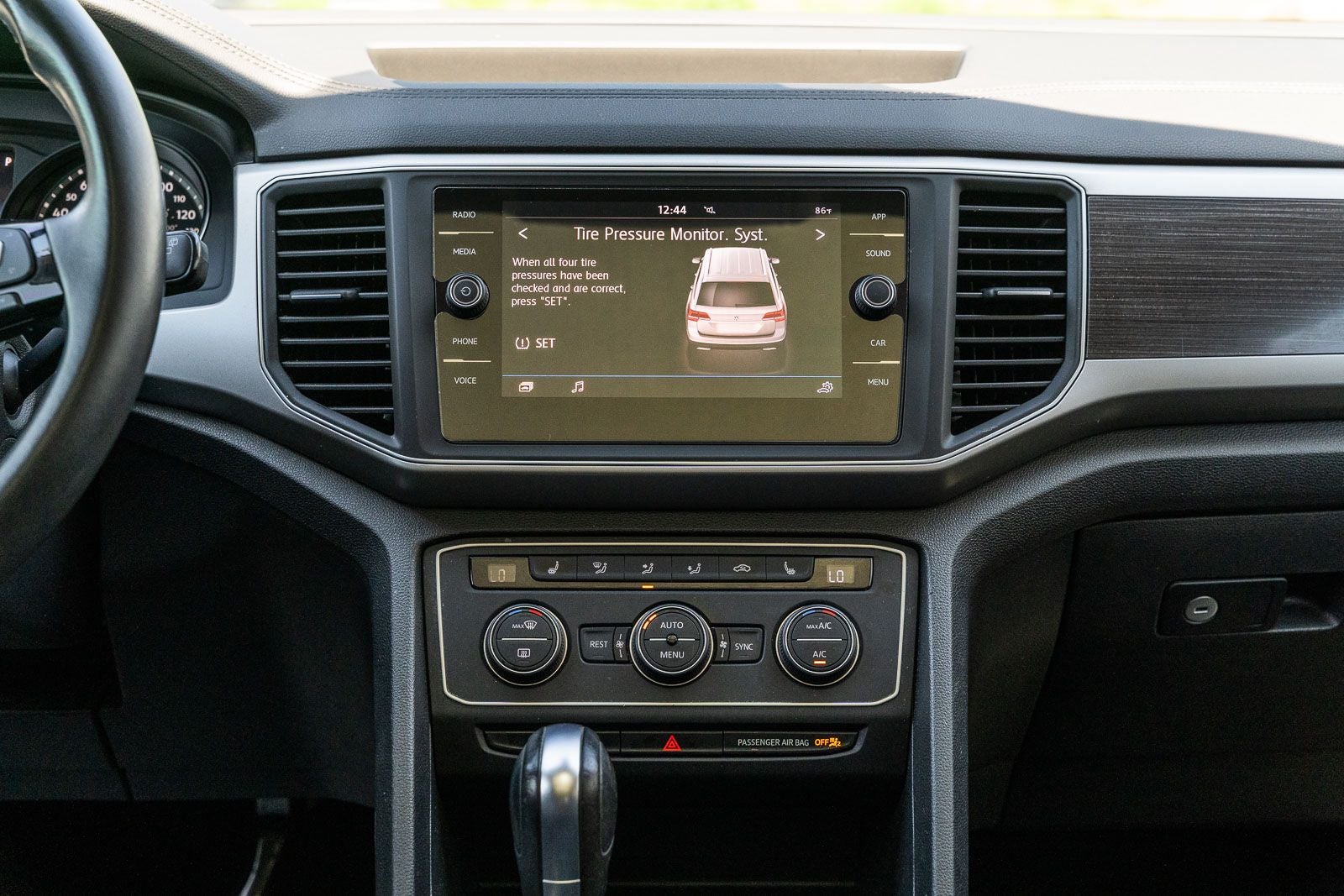 2019 Volkswagen Atlas 3.6L V6 SE R-Line