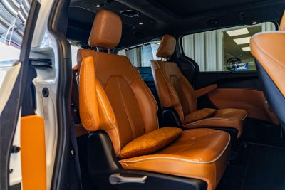 2021 Chrysler Pacifica Hybrid Pinnacle