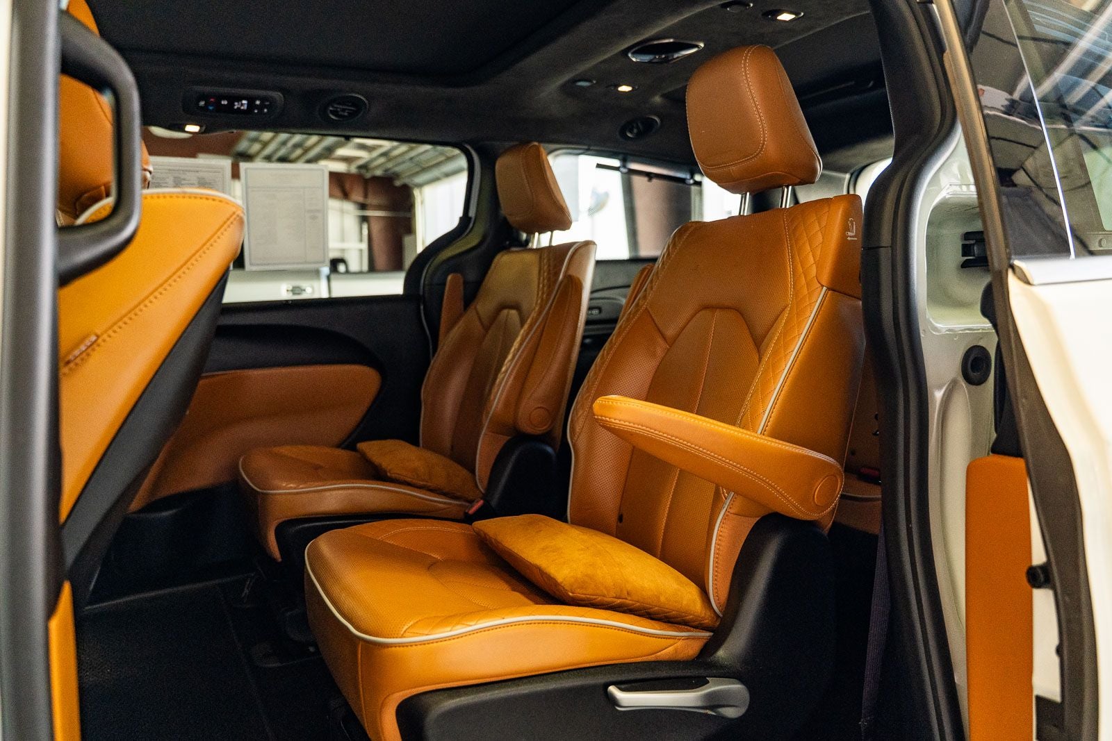 2021 Chrysler Pacifica Hybrid Pinnacle