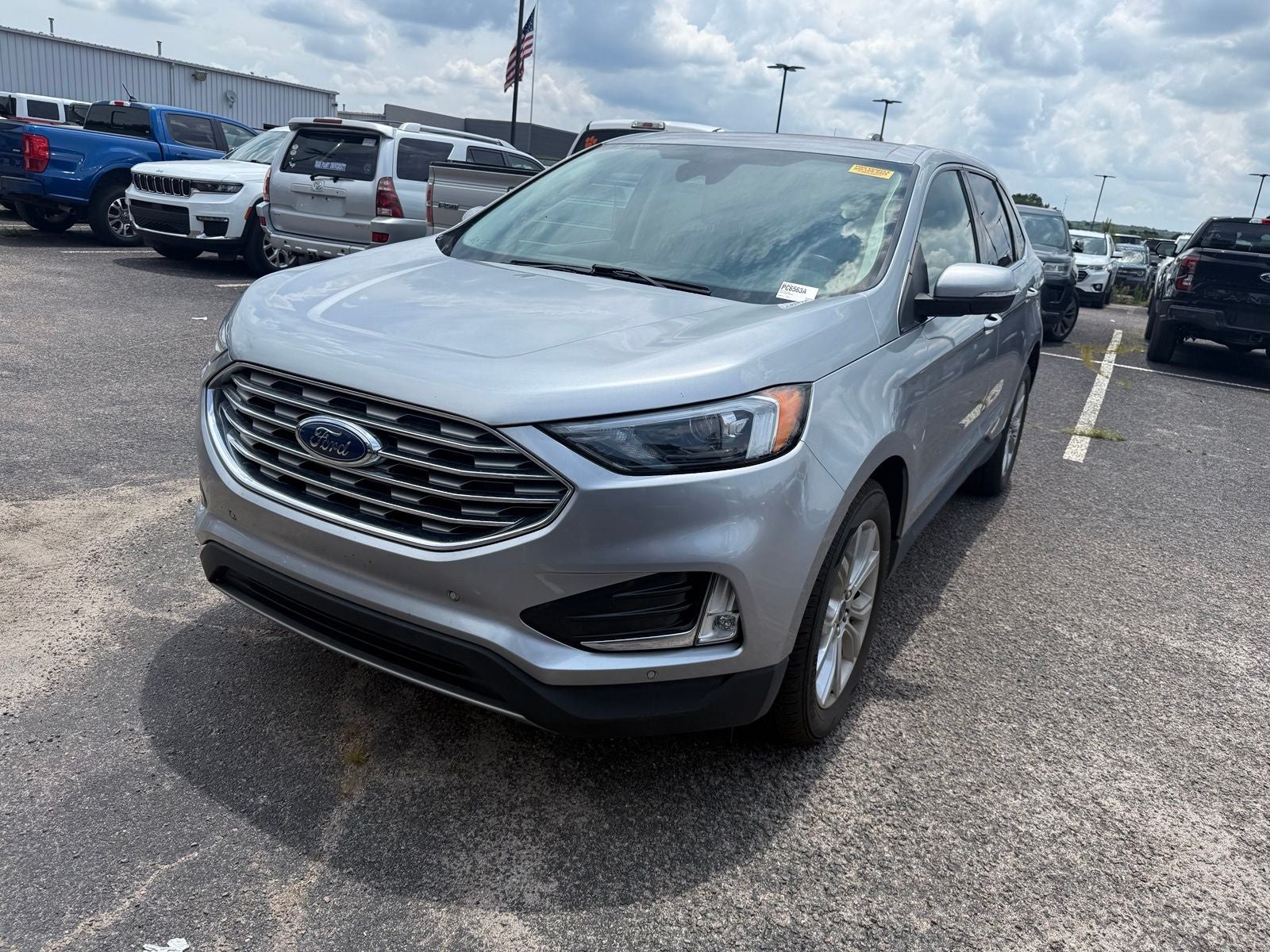 2022 Ford Edge Titanium
