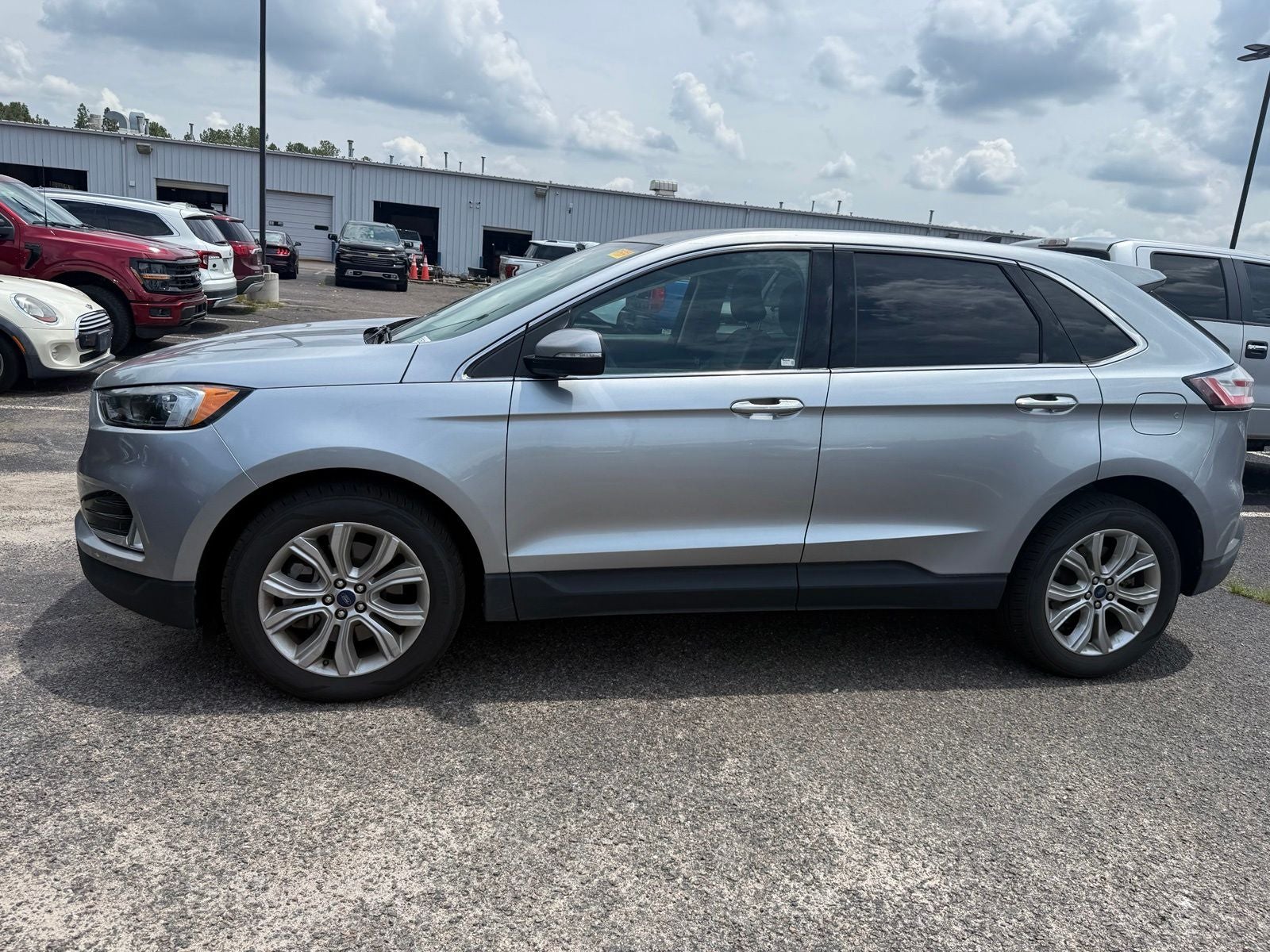2022 Ford Edge Titanium