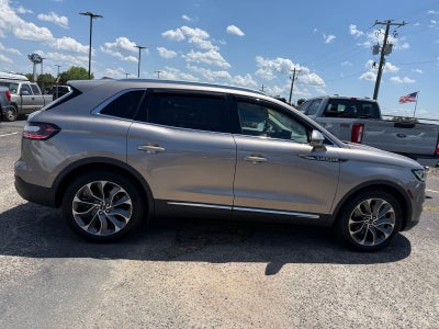 2021 Lincoln Nautilus Reserve