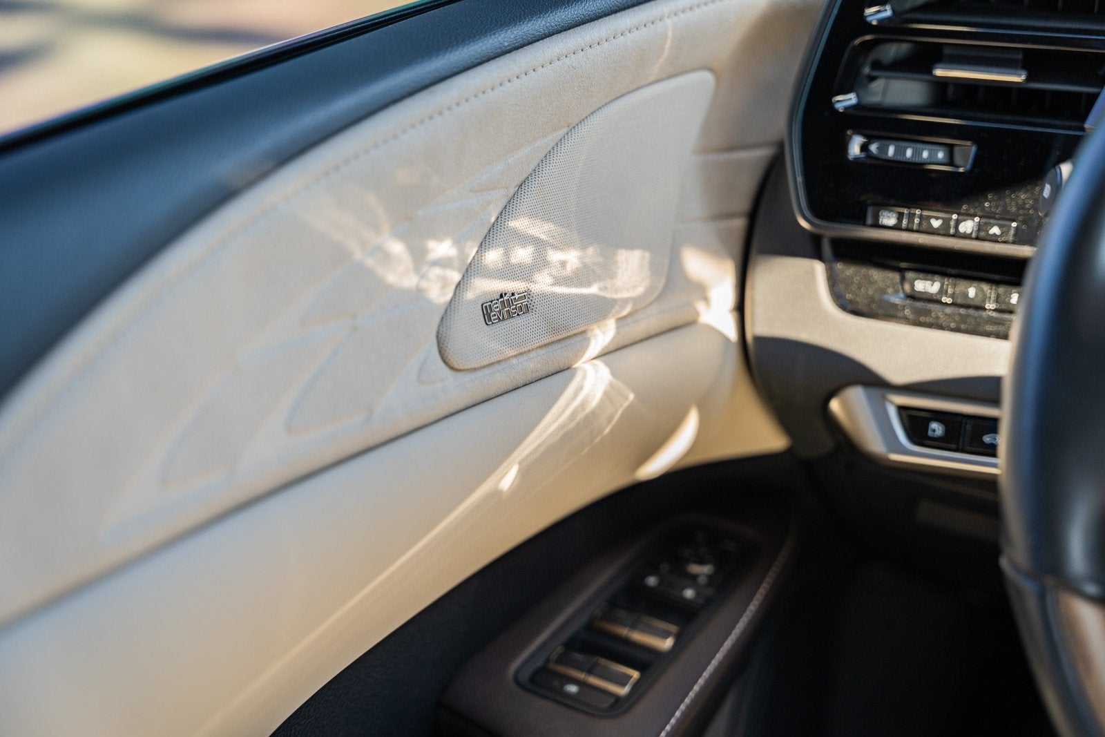 2023 Lexus RX SERIES