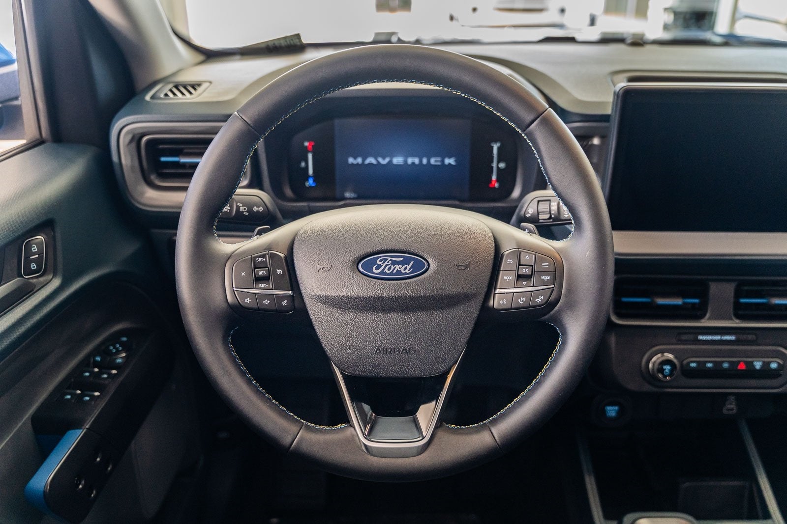 2026 Ford Maverick Lobo Standard