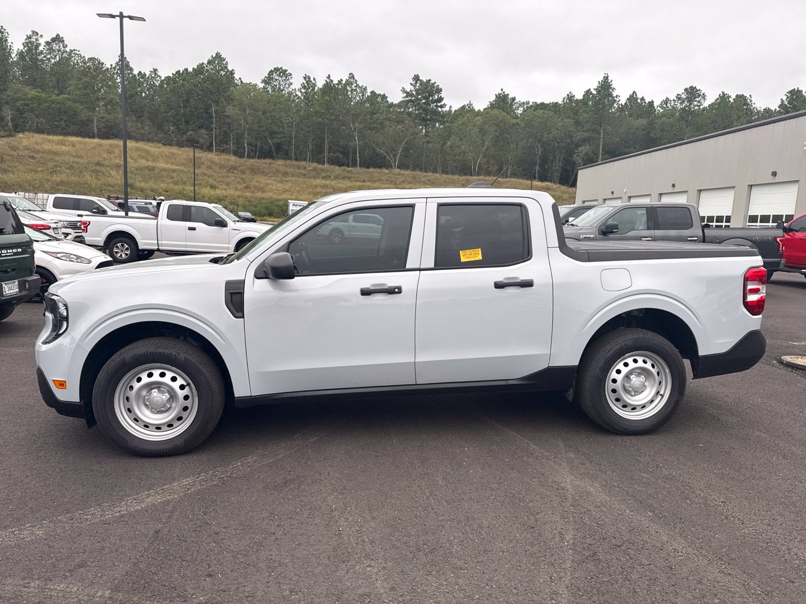 2025 Ford Maverick XL