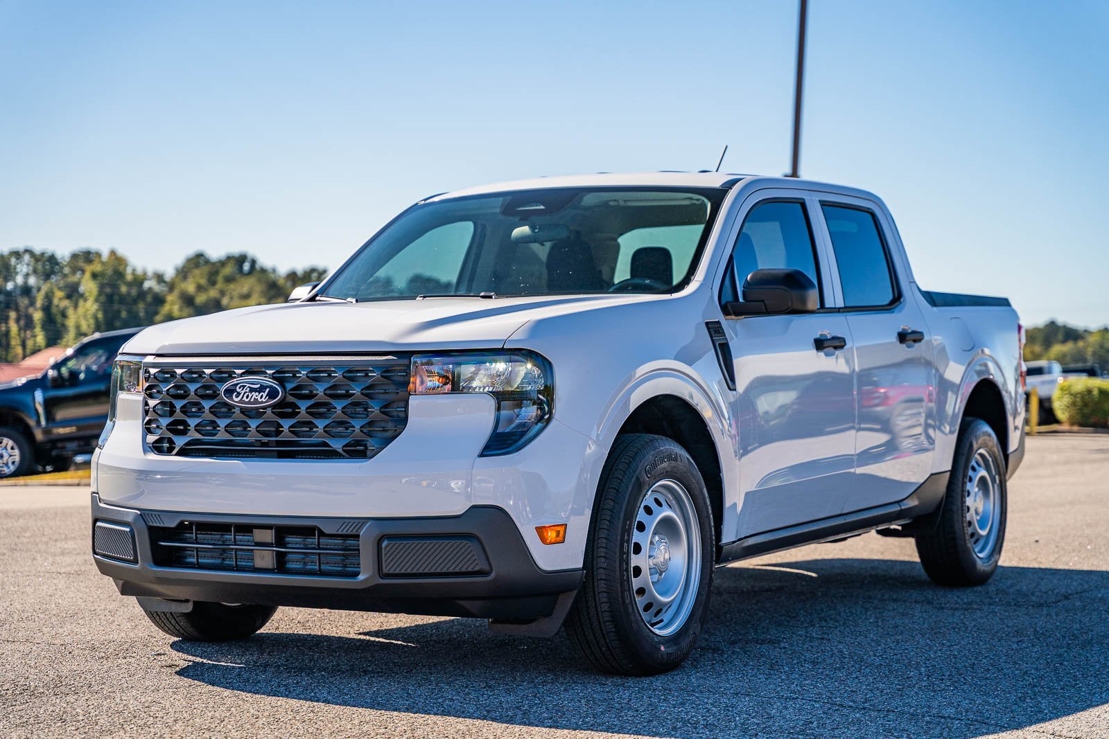 2025 Ford Maverick XL