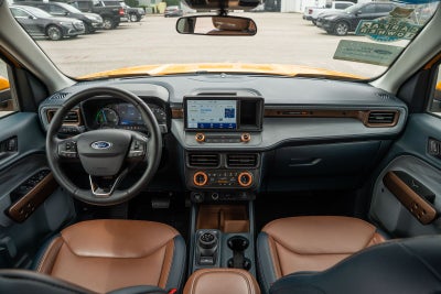 2023 Ford Maverick Lariat