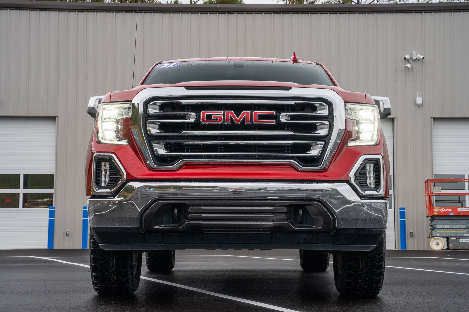 2021 GMC Sierra 1500 SLT