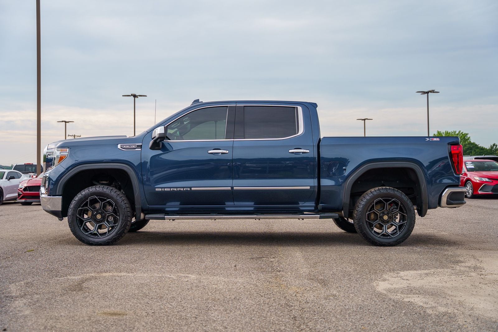 2021 GMC Sierra 1500 SLT