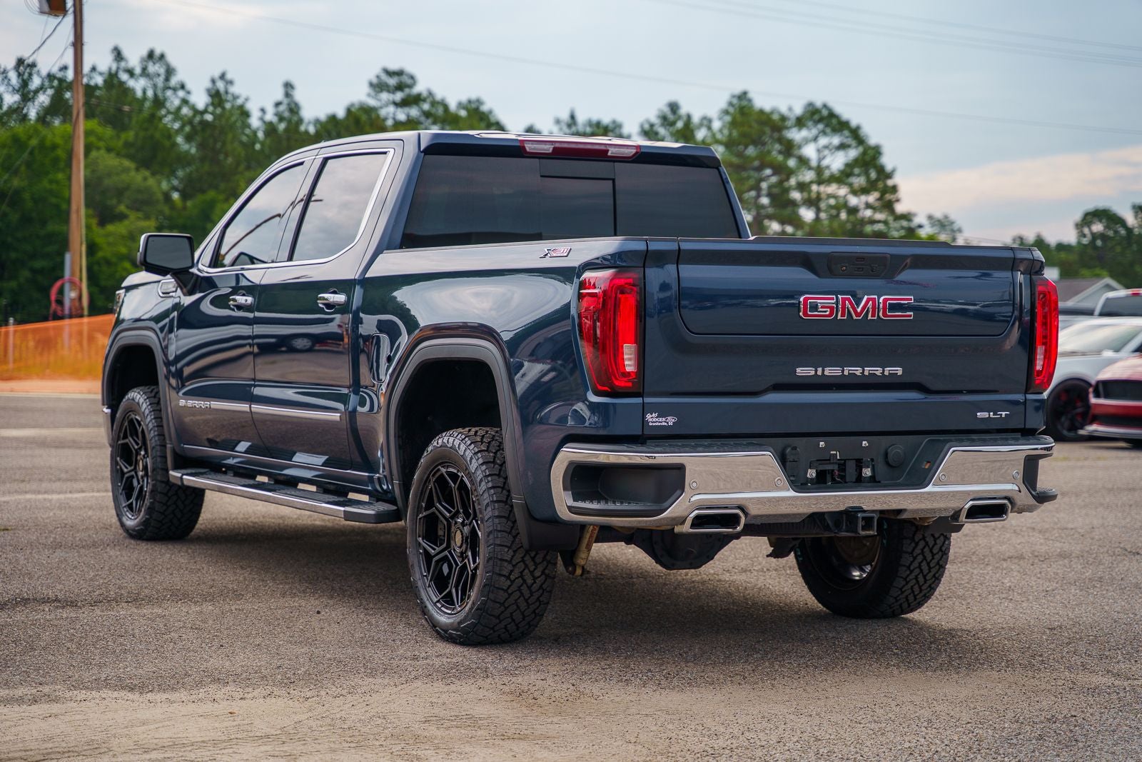 2021 GMC Sierra 1500 SLT