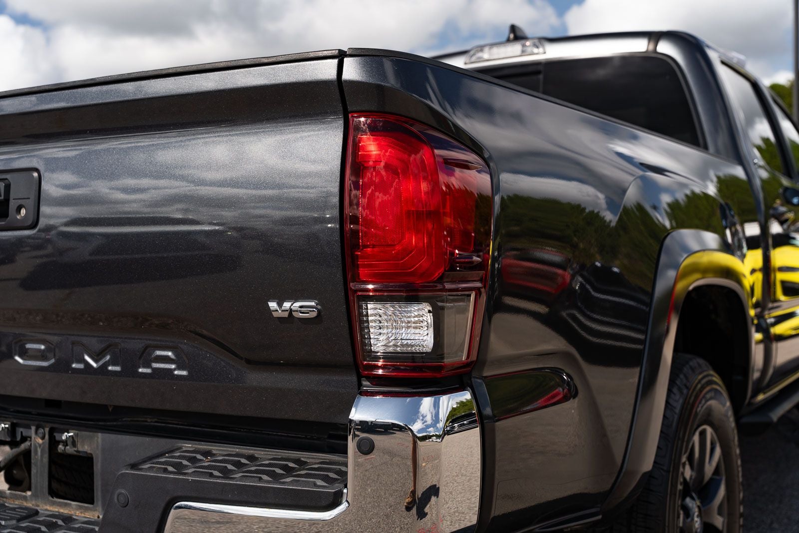 2023 Toyota Tacoma SR5 V6