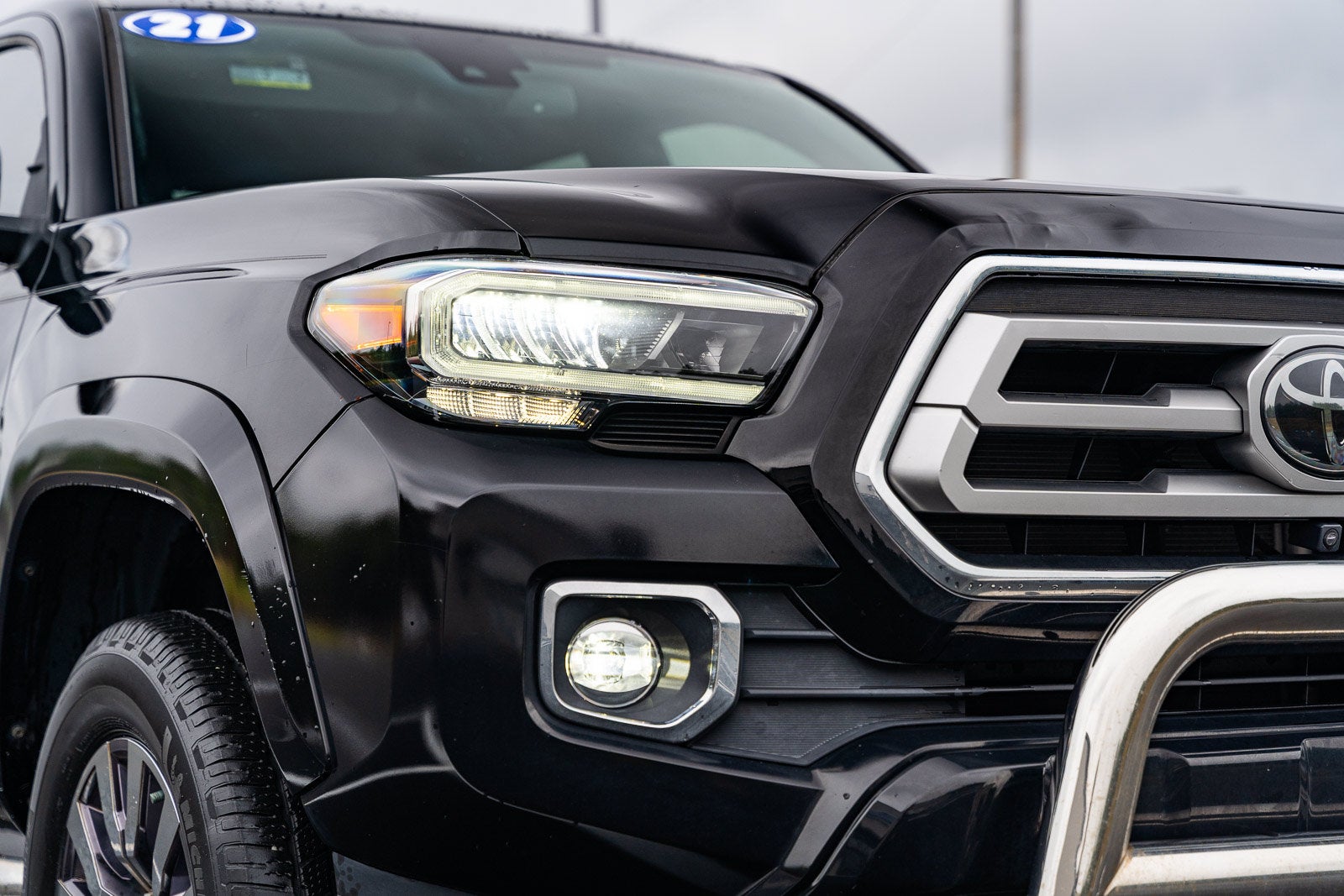 2021 Toyota Tacoma Limited V6