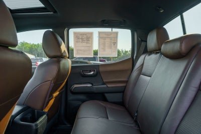 2023 Toyota Tacoma Limited V6
