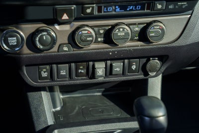 2023 Toyota Tacoma Limited V6