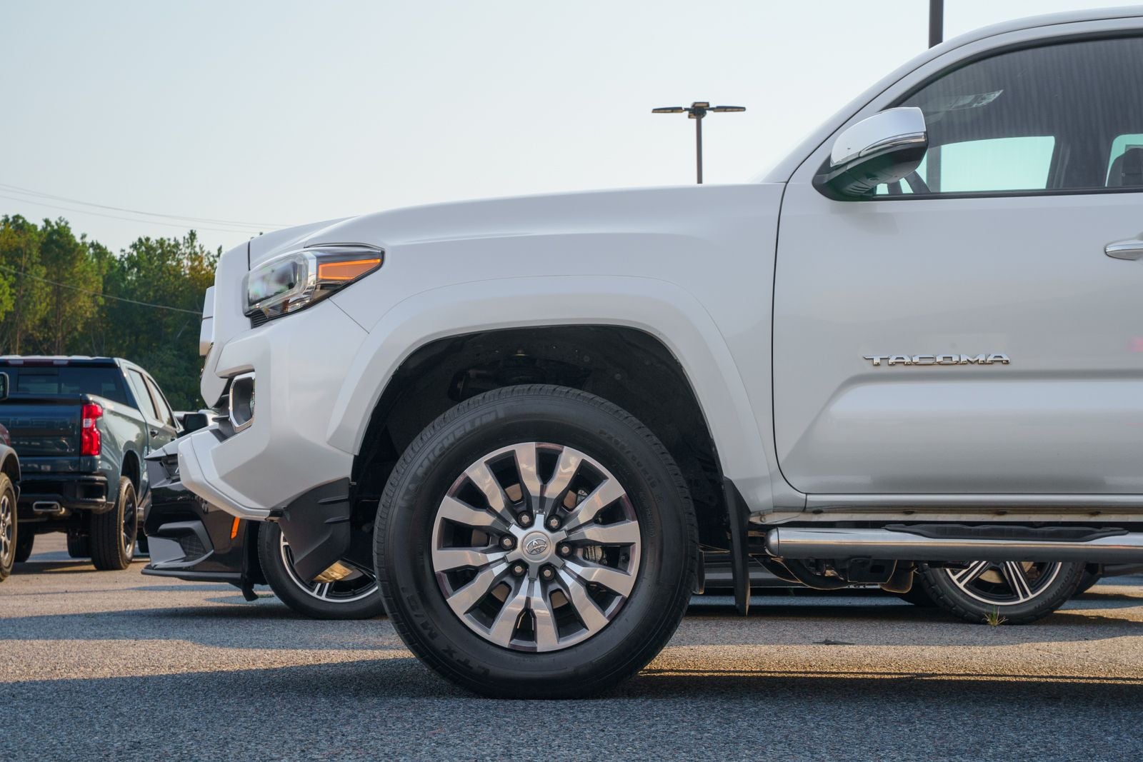 2023 Toyota Tacoma Limited V6