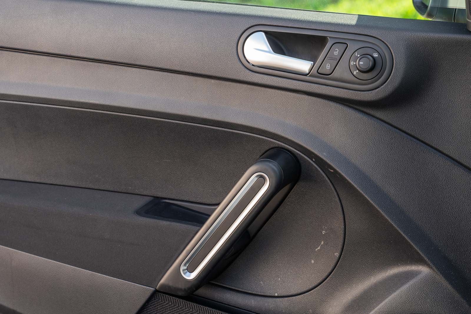 2018 Volkswagen Beetle 2.0T S