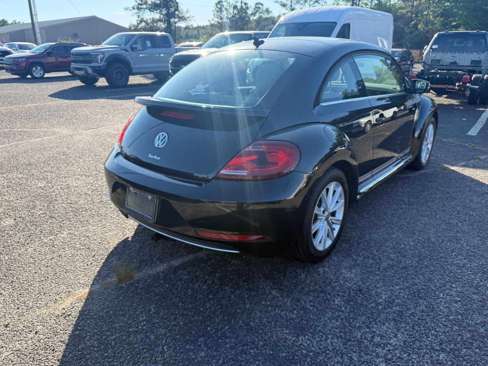 2018 Volkswagen Beetle 2.0T SE