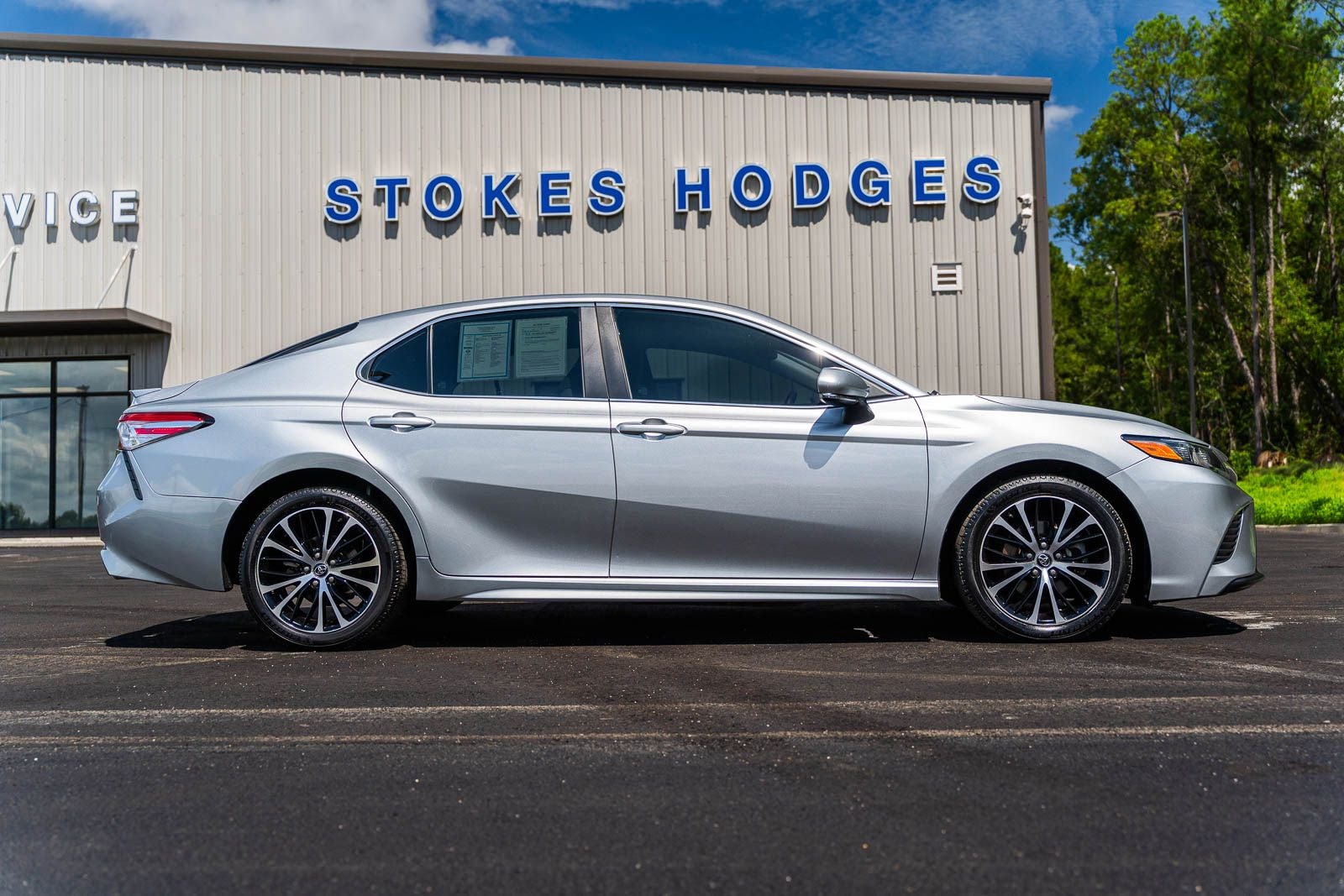 2019 Toyota Camry SE