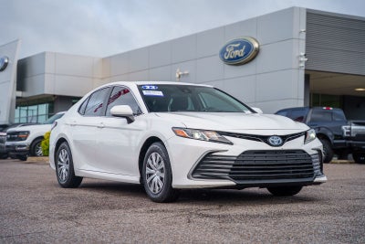 2023 Toyota Camry Hybrid LE