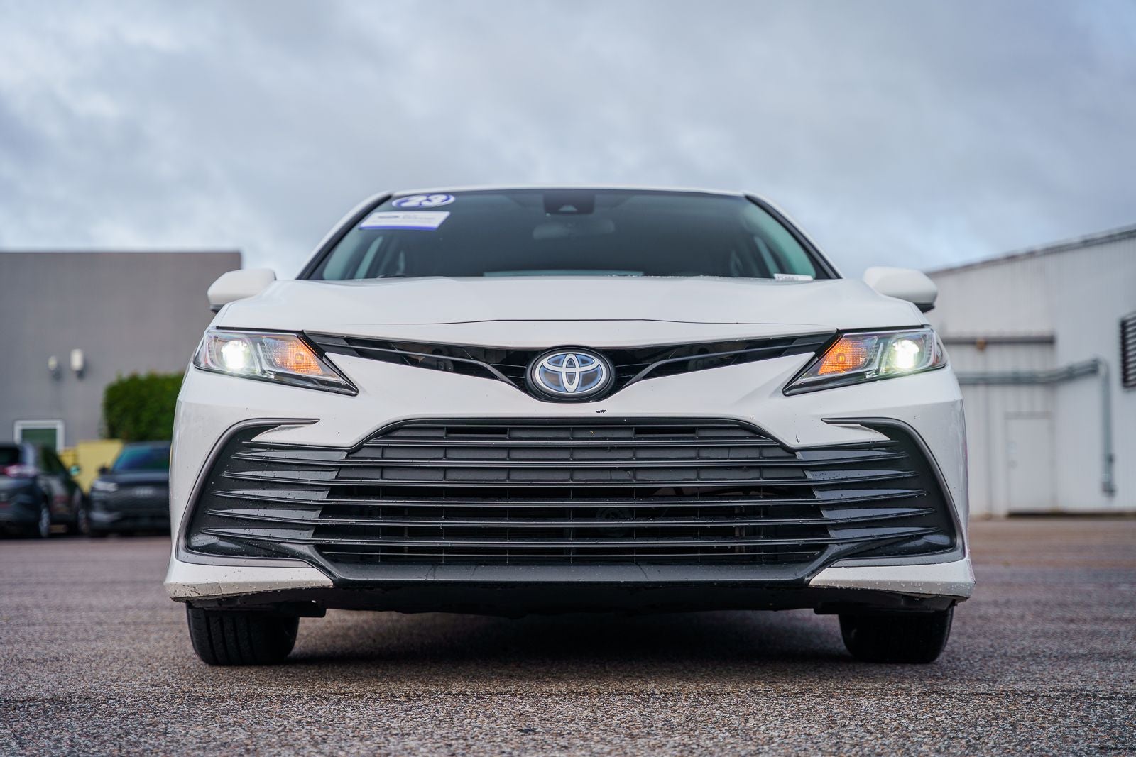 2023 Toyota Camry Hybrid LE