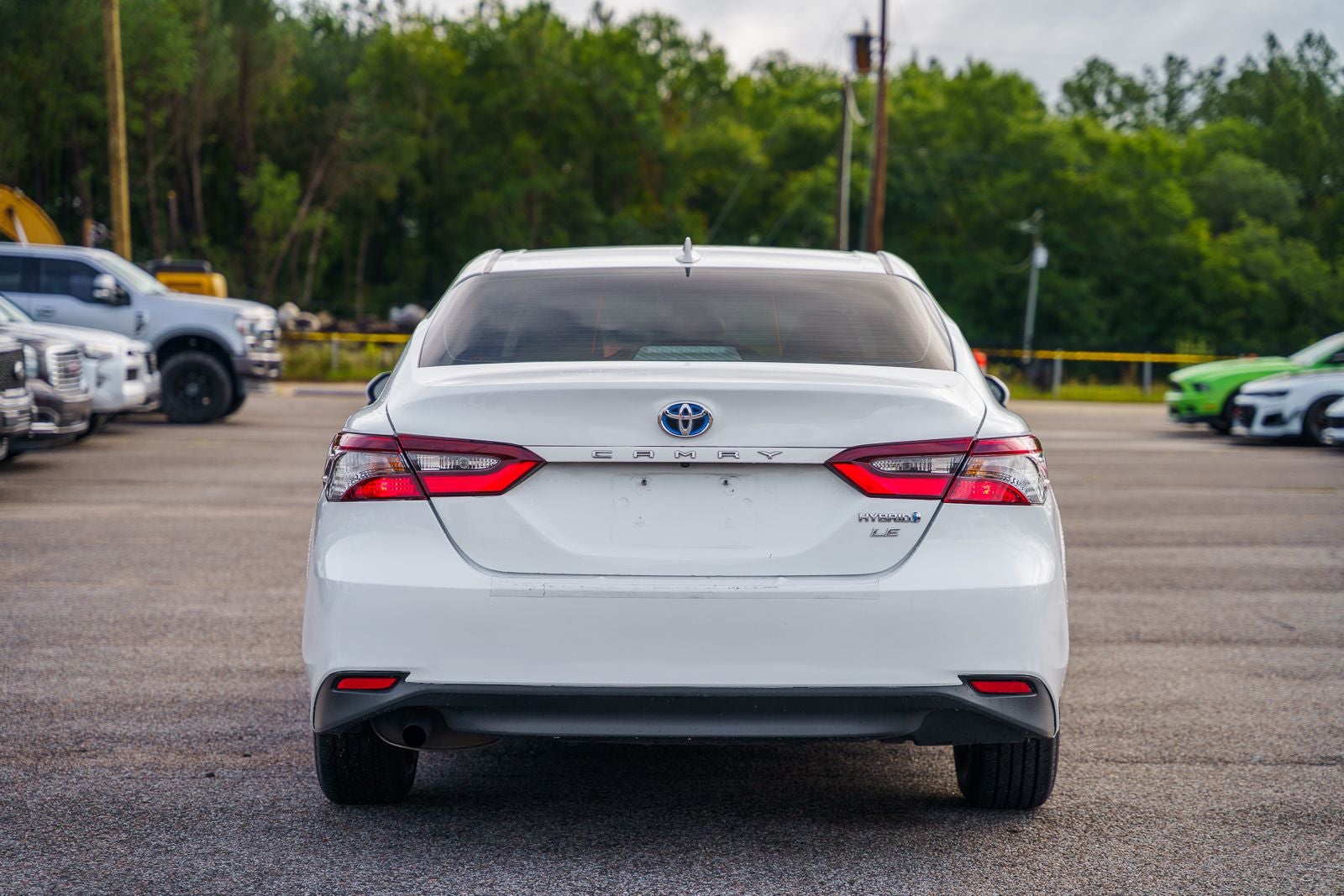 2023 Toyota Camry Hybrid LE