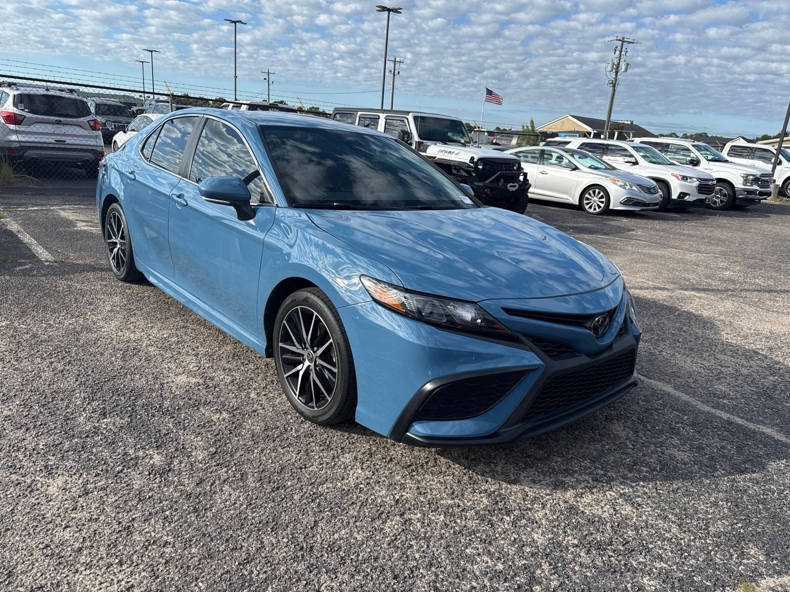 2023 Toyota Camry SE