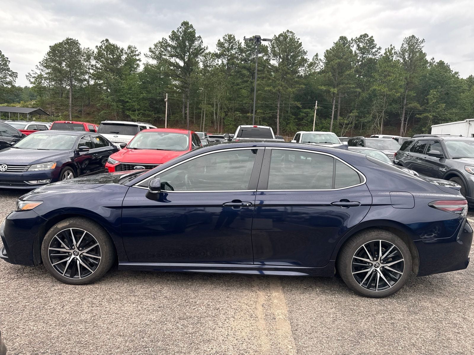 2022 Toyota Camry SE
